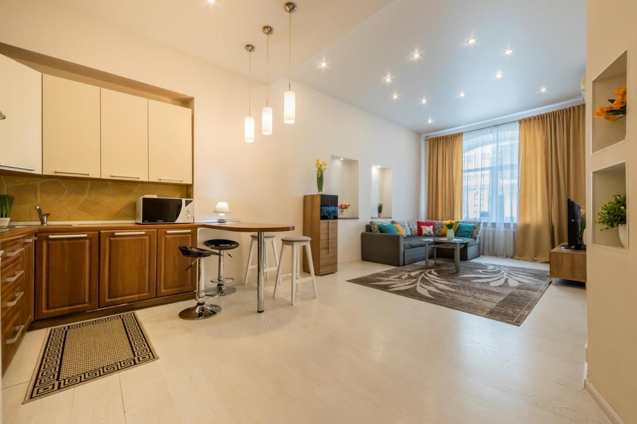 2К Квартира Між Майданом Та Софією Київською Apartment Exterior photo